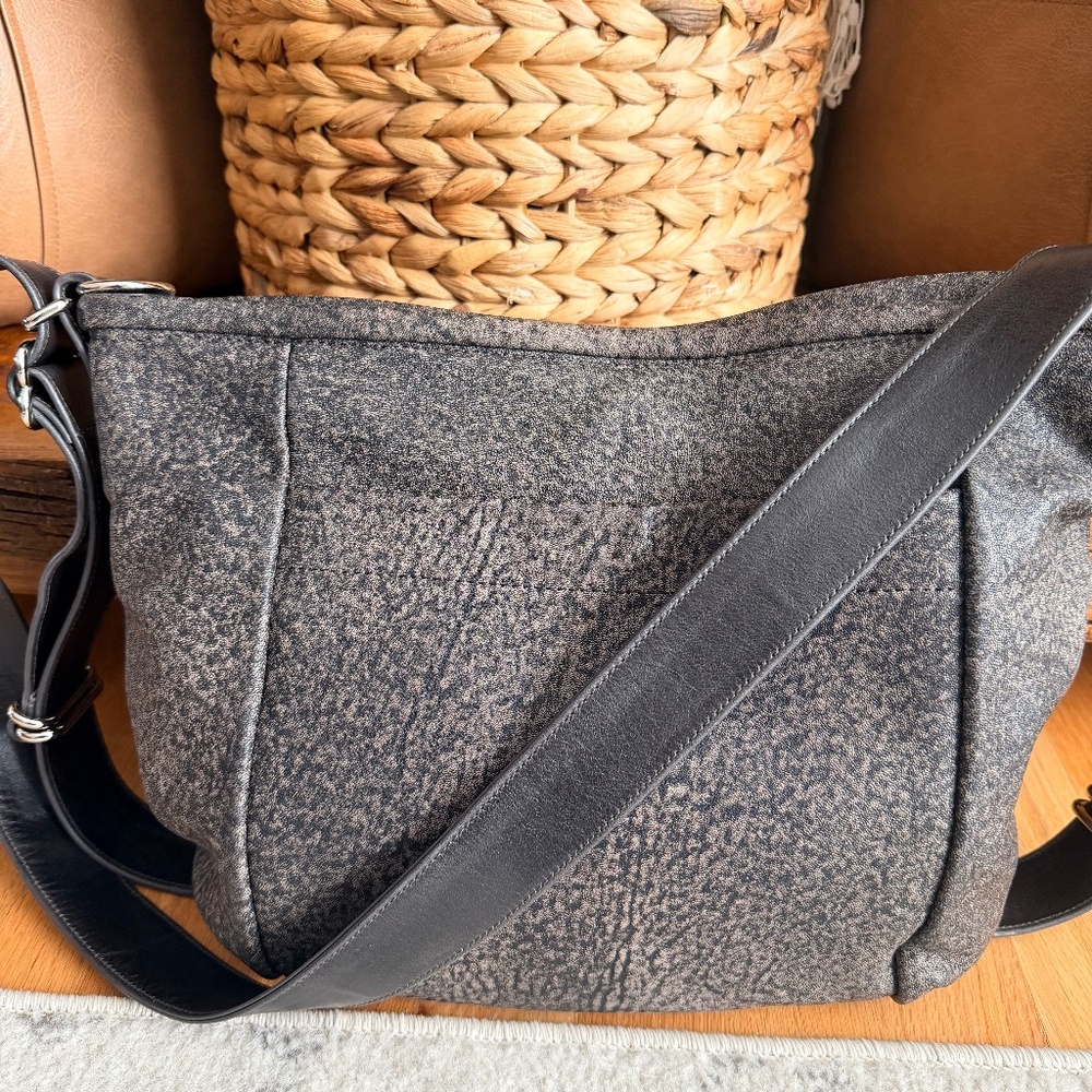 Medium EW Hartley - image 1